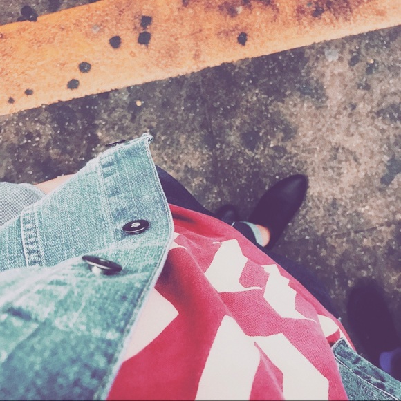 Meet your Posher, Devin - Picture 3 of 3